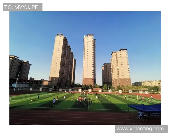 足球卡通球星大冒险 领略绿茵场上的精彩瞬间与奇幻旅程