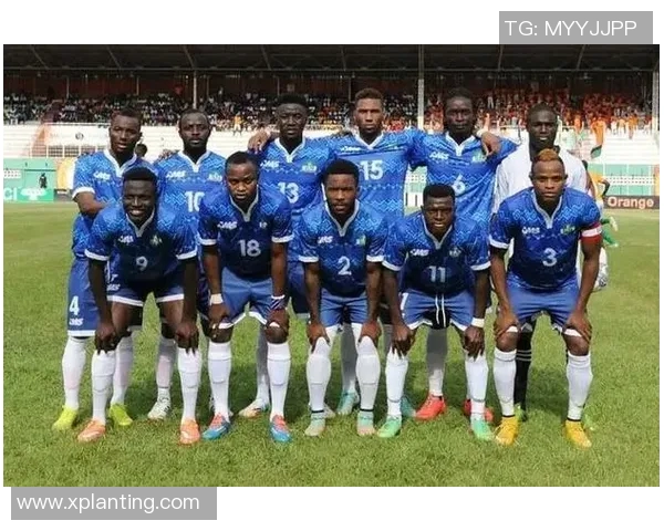 非洲足球传奇人物的奋斗历程与辉煌成就探秘